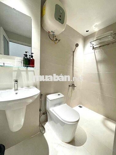 Căn Hộ Ban Công Thang Máy Bình Thạnh Gần Chợ Bà Chiểu Hàng Xanh Quận 1