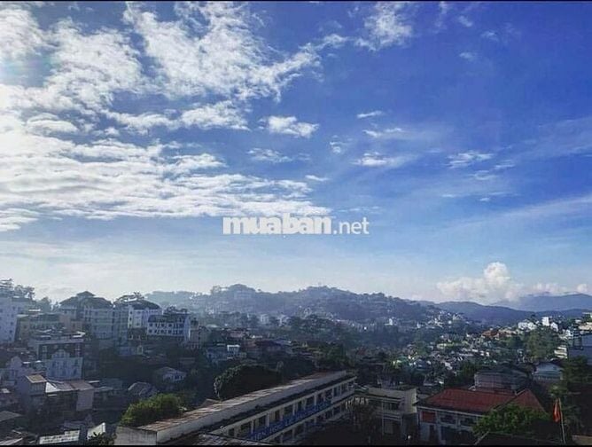 Cho thuê khách sạn 11 phòng đường Nhà Chung Phường 3 Đà Lạt