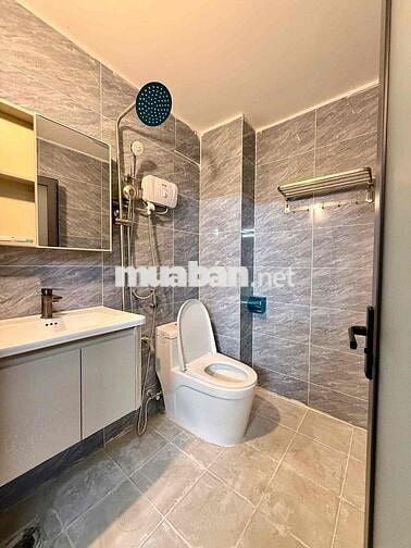 Căn hộ mới hoàn thiện gần Phú Mỹ Hưng Quận 7