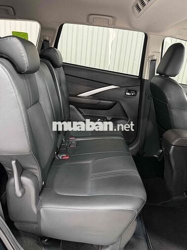 Mitsubishi Xpander 2025 Premium 1.5 AT - 6000 km