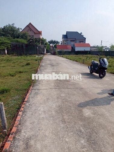 Tôi cần bán lô đất 88m2 ngang 5,5m giá 1tỷ890 KDC Tân Phú Trung Củ Chi