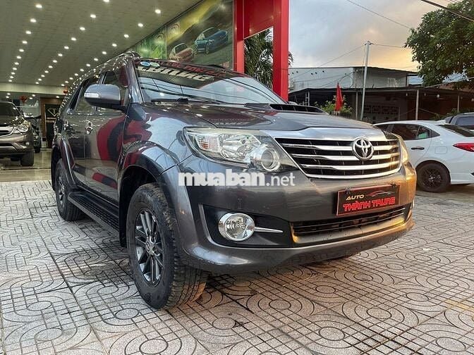 Toyota Fortuner 2016 2.5G máy dầu. Xe cọp chất