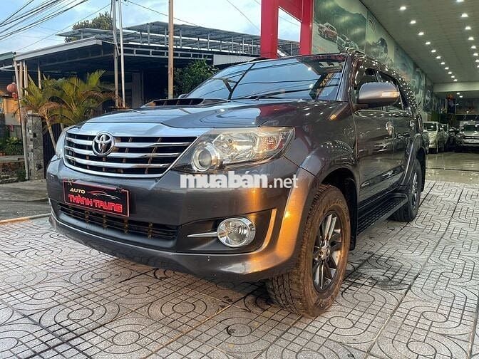 Toyota Fortuner 2016 2.5G máy dầu. Xe cọp chất