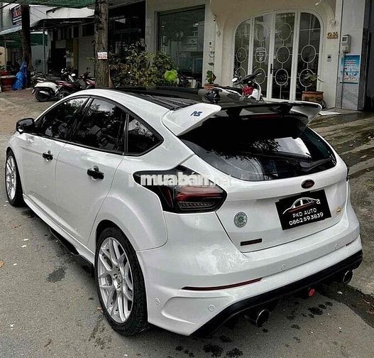 Ford Focus 2019 1.5L EcoBoost Sport - 80000 km