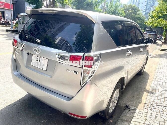 Bán INNOVA 2019 E xe Zin đẹp gia đình đi: 403tr