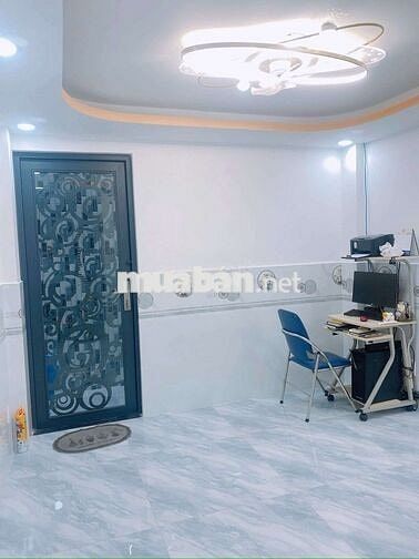 NHÀ XE HƠI ĐỖ CỬA, 4 TẦNG LÂU, BTCT MỚI 100% - NGUYỄN TRỌNG TUYỂN