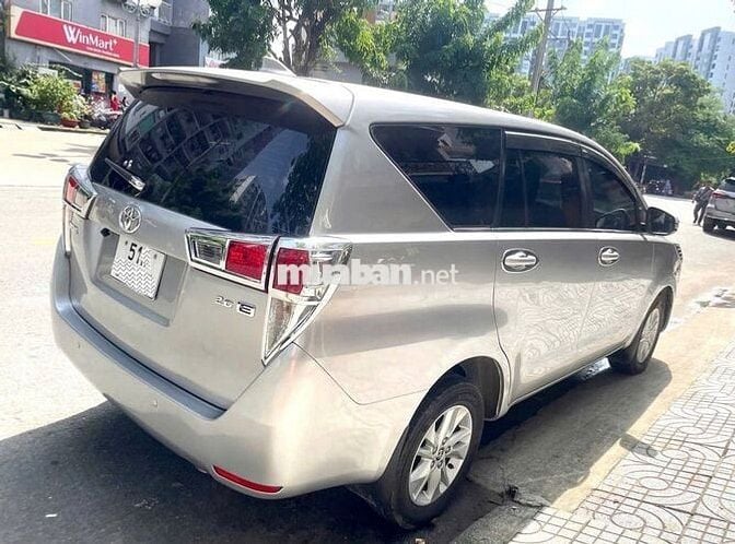 Bán INNOVA 2019 E xe Zin đẹp gia đình đi: 403tr