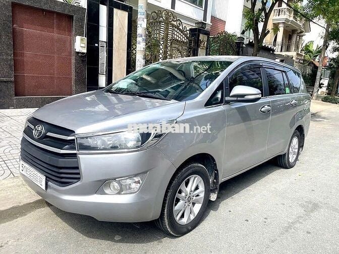 Bán INNOVA 2019 E xe Zin đẹp gia đình đi: 403tr