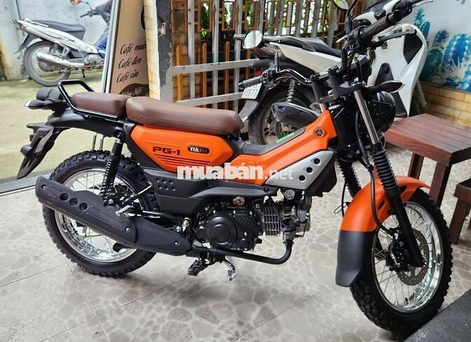 Xe máy Yamaha PG-1 màu cam đời 2024