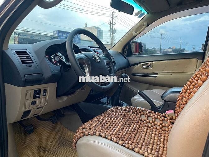 Toyota Fortuner 2016 2.5G máy dầu. Xe cọp chất
