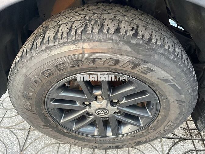 Toyota Fortuner 2016 2.5G máy dầu. Xe cọp chất