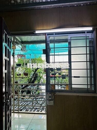 Cho thuê nhà 1.6tr kv ngã tư sở
