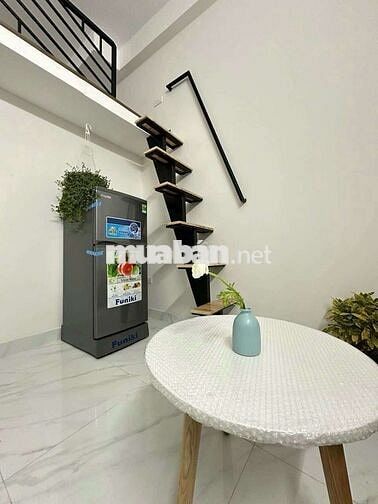 CCMN 25m2 Full nội thất. Ban công thoáng tại Lê Văn lương