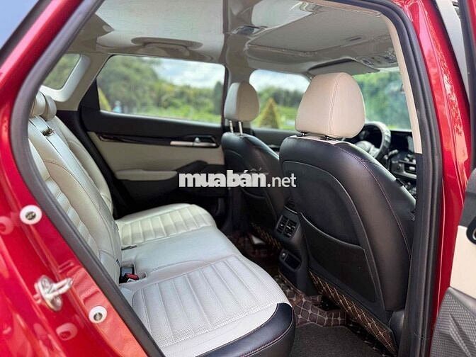 Kia Seltos 2023 1.4 Turbo Premium - 22000 km