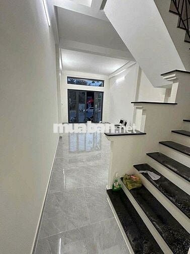 🆘CHO THUÊ NGUYÊN CĂN MẶT TIỀN DƯƠNG QUÃNG HÀM🆘4,5X15M 3 TẦNG-NHÀ MỚI