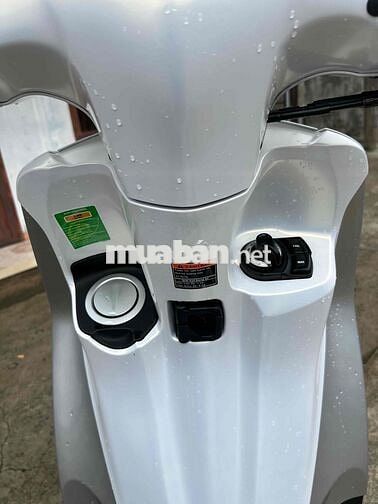 Grande 2022 10k km chính chủ 60 có bán trả góp