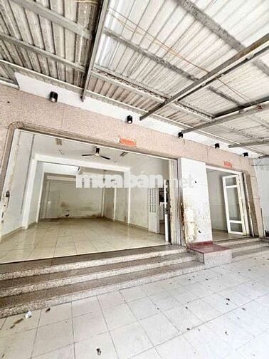 NHÀ 3 TẦNG ĐẸP RỘNG RÃI ( 10m x20m) CHIẾN LƯỢC BTĐ