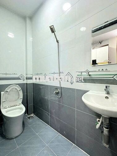 Nhà bán hẻm 1806/45 huỳnh tấn phát , nhà bè , sát q7