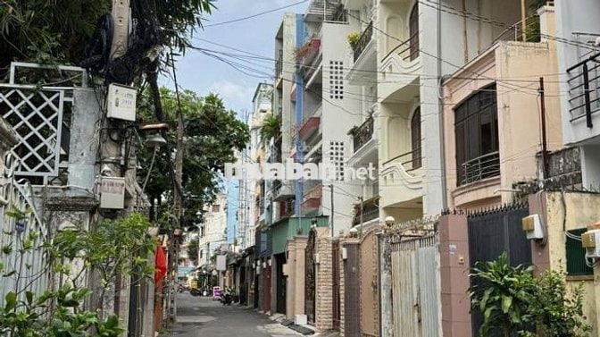 BÁN NHÀ HẺM XE HƠI THÀNH THÁI, QUẬN 10 — VỊ TRÍ ĐẮC ĐỊA, SINH LỜI CAO!