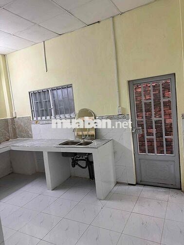 CHO THUÊ NHÀ NGUYÊN CĂN NGÃ TƯ HOÀ BÌNH VỚI LBB - [DT: 4x20M] - HẺM 3M