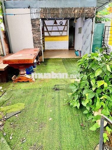 phòng trọ có bếp sân vườn rộng rãi gần cầu Hoà Xuân