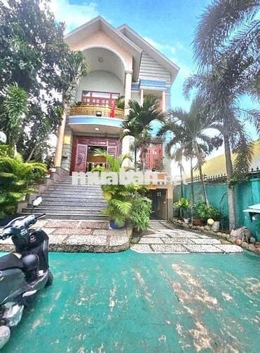 TDTSD 682M, DTCN 450M2, biệt thự 3 tầng, giá 12tỷ450 ( còn TL)