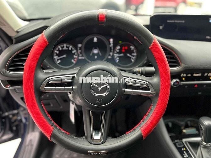 Mazda 3 2022 1.5L Luxury - 26000 km 1 Chủ Từ Đầu