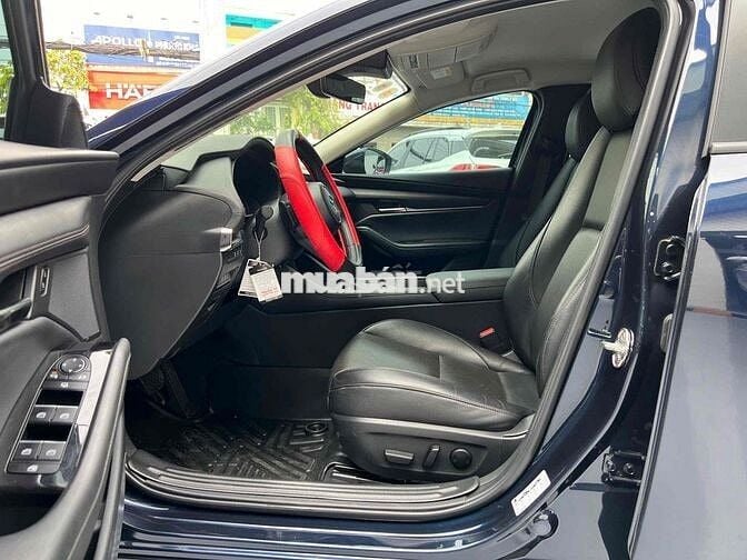 Mazda 3 2022 1.5L Luxury - 26000 km 1 Chủ Từ Đầu