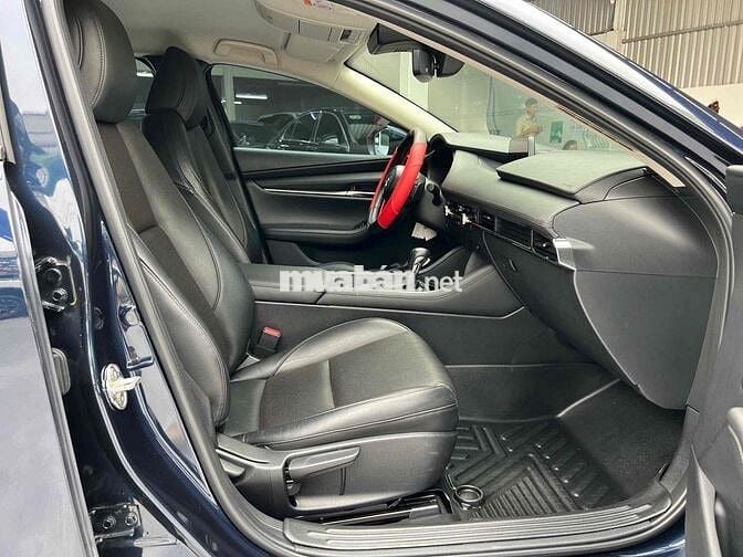 Mazda 3 2022 1.5L Luxury - 26000 km 1 Chủ Từ Đầu