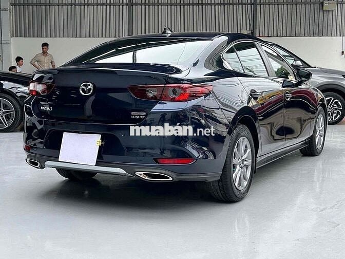 Mazda 3 2022 1.5L Luxury - 26000 km 1 Chủ Từ Đầu