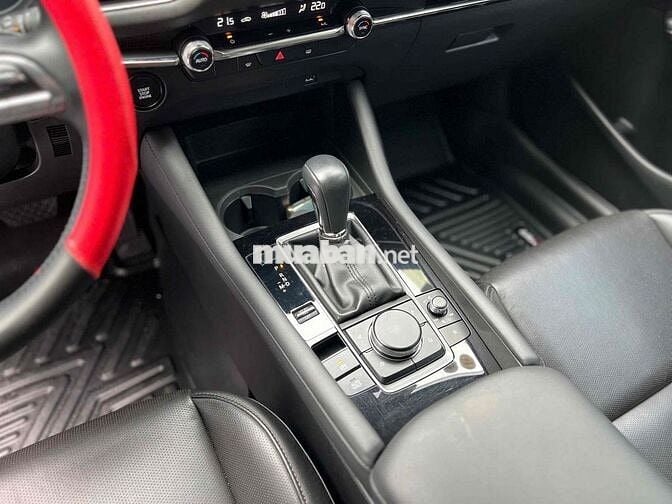 Mazda 3 2022 1.5L Luxury - 26000 km 1 Chủ Từ Đầu