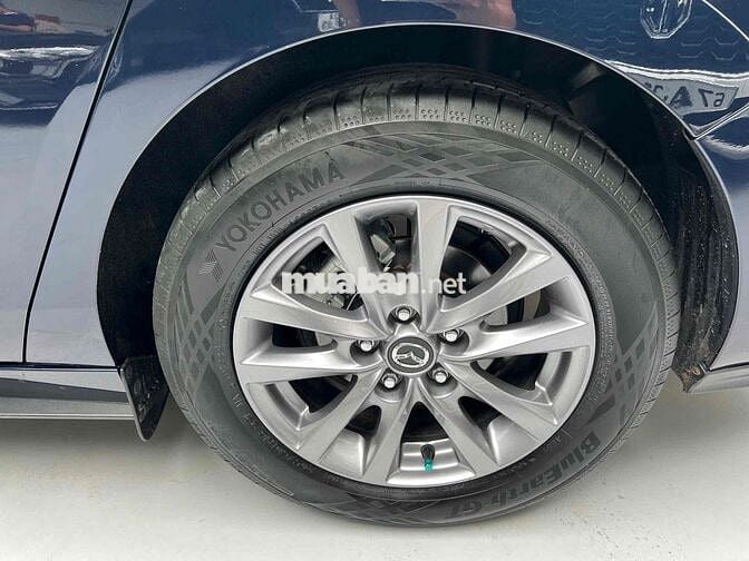 Mazda 3 2022 1.5L Luxury - 26000 km 1 Chủ Từ Đầu