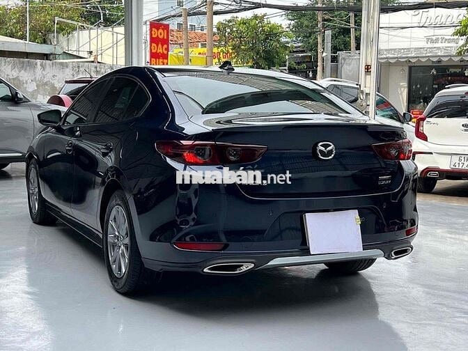 Mazda 3 2022 1.5L Luxury - 26000 km 1 Chủ Từ Đầu