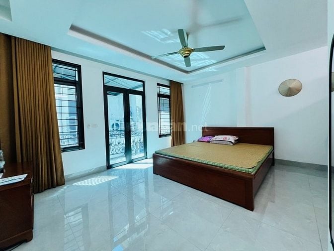TRUNG TÂM CẦU GIẤY, ĐƯỜNG XUÂN THỦY: NHÀ ĐẸP Ở LUÔN, 20M RA ÔTÔ 