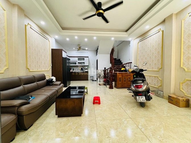 TRUNG TÂM CẦU GIẤY, ĐƯỜNG XUÂN THỦY: NHÀ ĐẸP Ở LUÔN, 20M RA ÔTÔ  TRUNG TÂM CẦU GIẤY, ĐƯỜNG XUÂN THỦY: NHÀ ĐẸP Ở LUÔN, 20M RA ÔTÔ