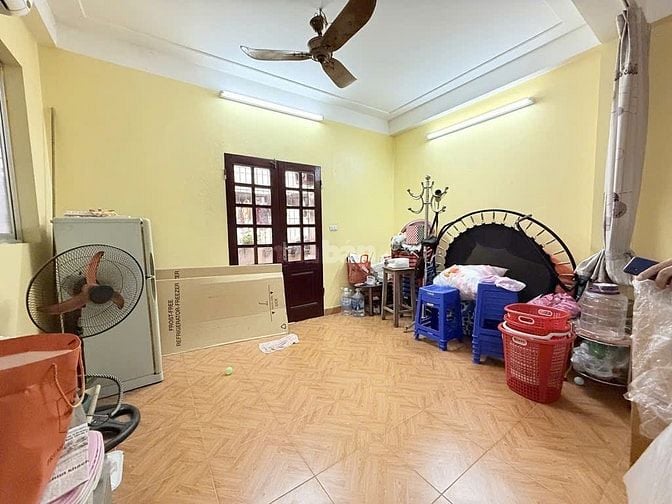 BÁN NHÀ NGỌC KHÁNH - GIẢNG VÕ - NHÀ ĐẸP DÂN XÂY - 42M2X5T - 9.85 TỶ