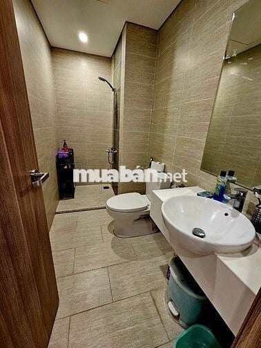 cho thuê căn 1 phòng ngủ full nội thất tầng cao view thoáng giá 8,5tr