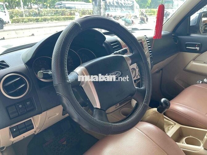 Ford Everest 2008 2.6L 4x2 MT - 115 km