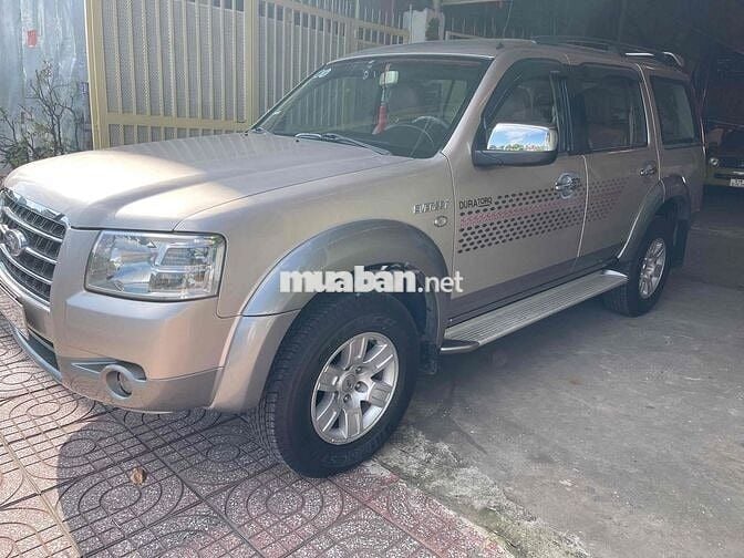 Ford Everest 2008 2.6L 4x2 MT - 115 km