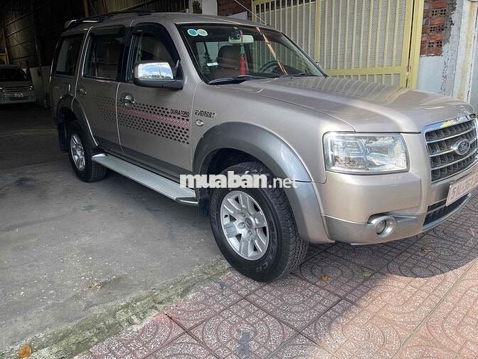 Ford Everest 2008 2.6L 4x2 MT - 115 km