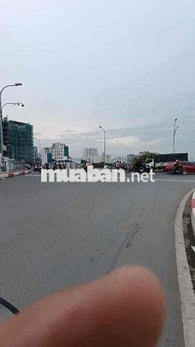 Gấp Bán, đường xe tải, Nhà 129m2, ngan 8m,  Hưng Phú, Q8