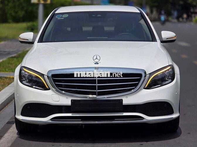 Mercedes Benz C 200 Exclusive - Bank 90%