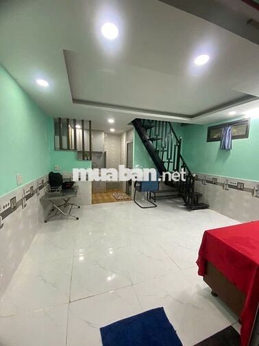 Nhà cho thuê đường Đông Bắc-gần CV phần mềm Quang Trung , giáp Gò Vấp
