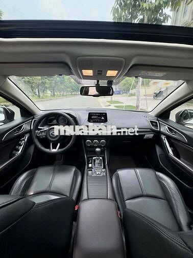 Mazda 3 2019 1.5L Premium - 27600 km