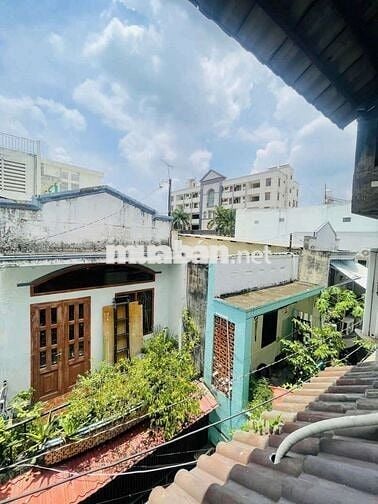 Nhà 2 sẹc hẻm 24m2, 2 phòng ngủ, đường Điện Biên Phủ, Q. Bình Thạnh