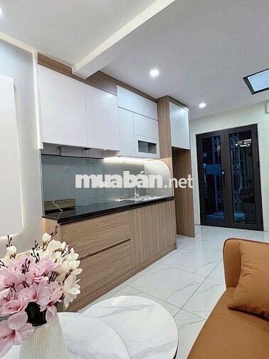 Bán nhà tầng 1 TT Nghĩa Tân , mặt phố KD, ôtô đỗ cửa ,  70m2 Bán nhà tầng 1 TT Nghĩa Tân , mặt phố KD, ôtô đỗ cửa ,  70m2
