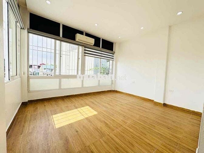 TRUNG TÂM ĐỐNG ĐA – NHÀ ĐẸP 7 TẦNG – CÓ Ô CHỜ THANG MÁY