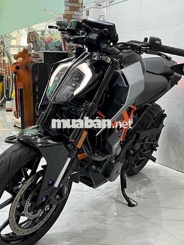 DUKE390