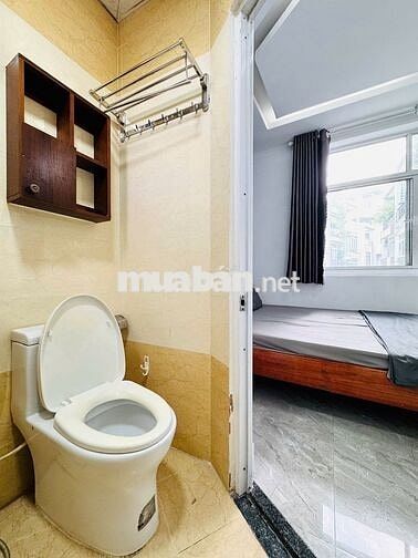 CĂN HỘ FULL NỘI THẤT – GẦN ĐẠI HỌC BÁCH KHOA – CỬA SỔ SIÊU LỚN