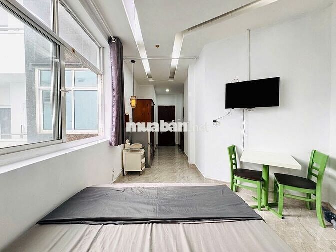 CĂN HỘ FULL NỘI THẤT – GẦN ĐẠI HỌC BÁCH KHOA – CỬA SỔ SIÊU LỚN